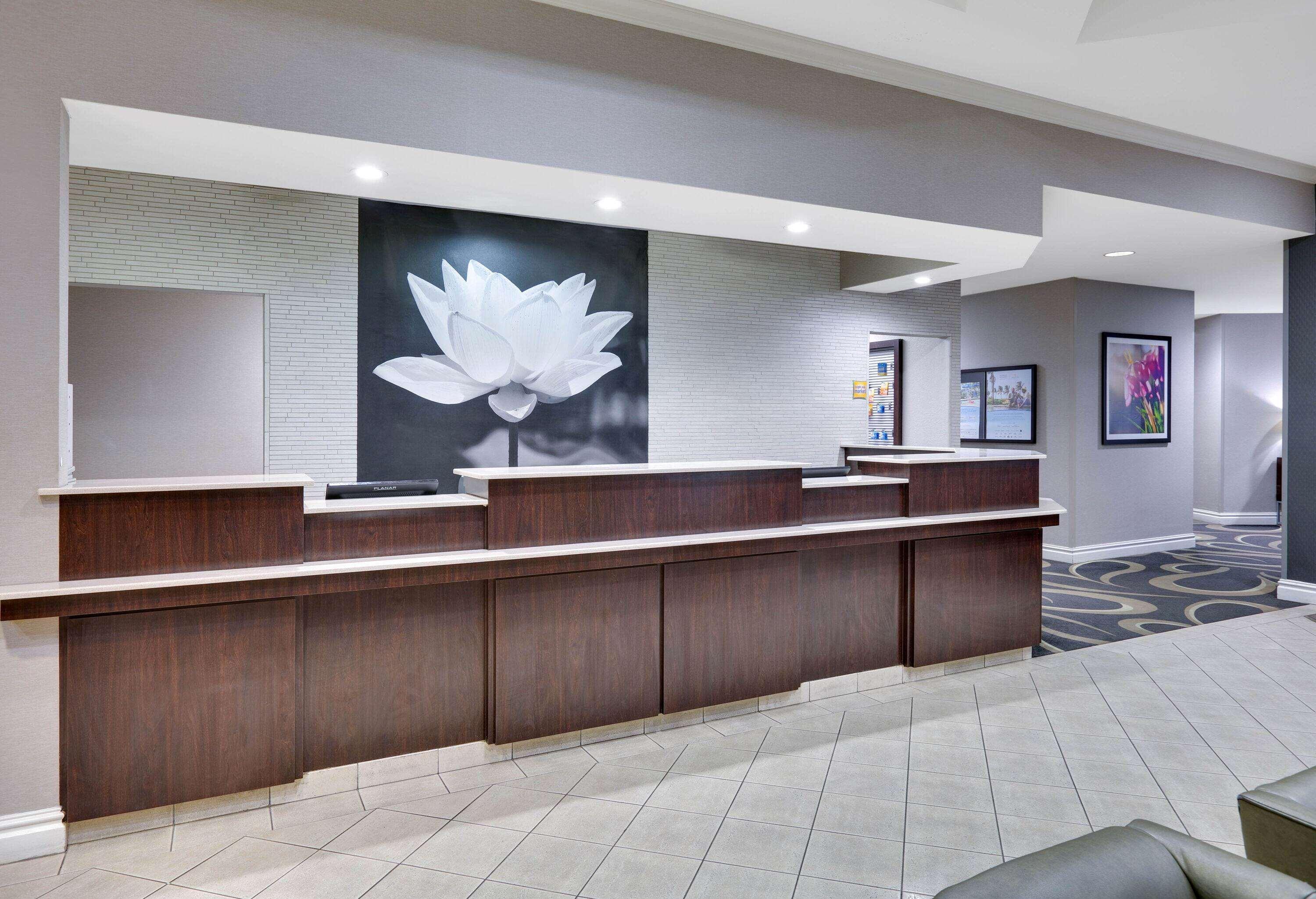 La Quinta By Wyndham Dallas North Central Εξωτερικό φωτογραφία